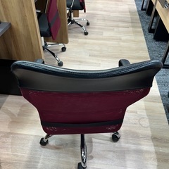オフィスチェア メッシュ デスクチェア オフィス家具 椅子①の画像
