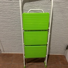 ３段ステップ　脚立の画像