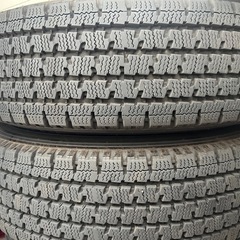 200系　ハイエース　スタッドレス　4本セットの画像