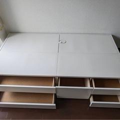 収納付きシングルベッドの画像