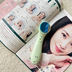 ※受け渡し決定しました※ 　未使用　マイクロカレント美顔器の画像