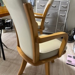 回転チェア　2脚すべておゆずりします全てお譲りしますの画像