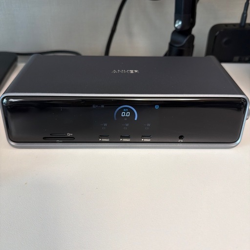【新古品】Anker Prime ドッキングステーション (14-in-1, Triple Display, DisplayLink) 最大8K USB PD 最大140W出力対応USB-Cアップストリームポート 3画面同時出力 10Gbps高速データ転送 GaN搭載 ACアダプタ内蔵 冷却システム ディスプレイ搭載 DisplayLinkダウンロード必要