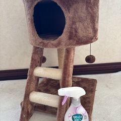 キャットタワーの画像