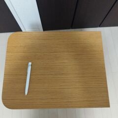 ニトリ　サイドテーブル　木目調の画像