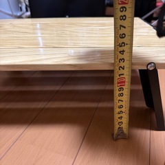  さいたま市内であればあれば無料で届けます！アウトドアテーブル　明るめの茶色オシャレです！　組み立て簡単！！の画像