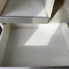 食器棚の画像
