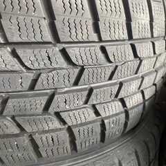 ICE NAVI 6 215/60R16 スタッドレスタイヤの画像