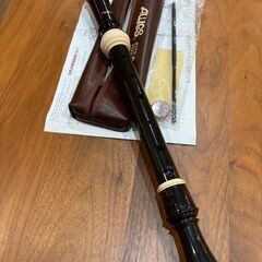 ソプラノリコーダーとアルトリコーダーと昭和レトロ KAWAI 河合楽器 メトロノームの画像
