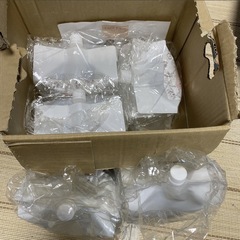 ★未使用★ ペット用 詰め替え2000ml 5つセット Lulu Fam ファム アルコール不使用 弱酸性 動物詰め替え 次亜塩素酸 花粉対策 無害 の画像