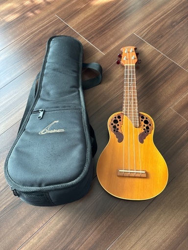 オベーションウクレレ　かなり綺麗