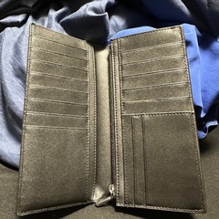 長財布　二つ折りの画像
