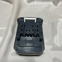 Makita 14.4V Li-ion バッテリー BL1417Gの画像