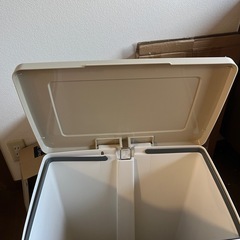 ゴミ箱 45L 横開きの画像