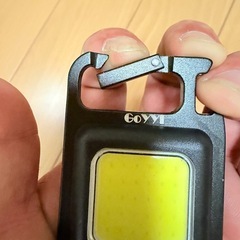 さいたま市内であれば無料で届けます！
LEDコンパクトライト　カルビナ、裏はマグネット付き　首掛け可能　充電式　タイプAの画像
