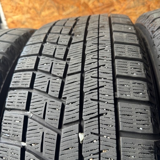 バリ山　YOKOHAMA ヨコハマ　IG60 215/55R17 スタッドレス　タイヤ　2019年製　17インチ