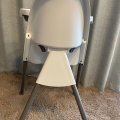 ベビービョルン 
ハイチェアの画像