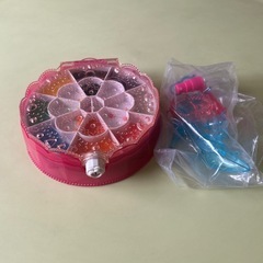 アクアビーズなど、オモチャまとめ売りの画像