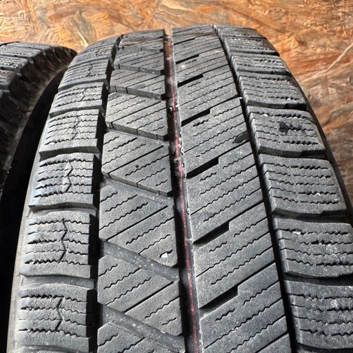 バリ山　BRIDGESTONE ブリヂストン　ブリジストン　VRX3 155/65R13 スタッドレス　タイヤ 2021年製　13イン