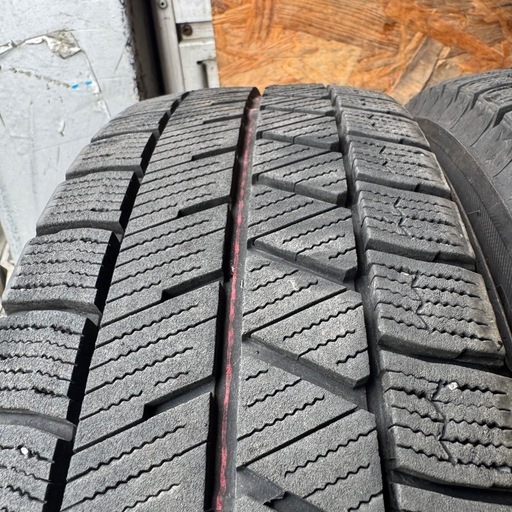 バリ山　BRIDGESTONE ブリヂストン　ブリジストン　VRX3 155/65R13 スタッドレス　タイヤ 2021年製　13イン