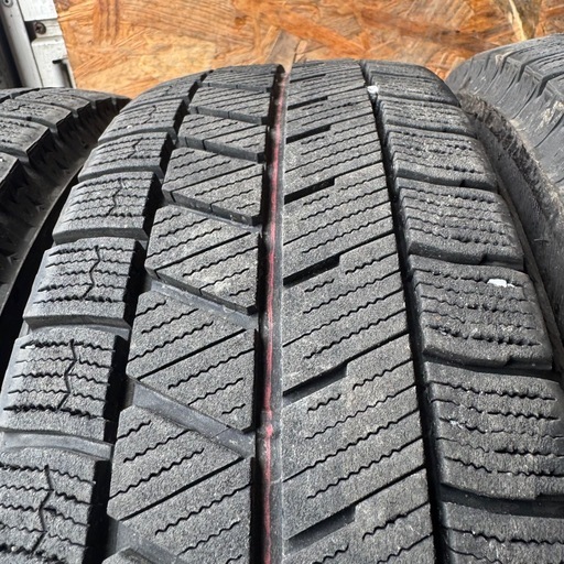 バリ山　BRIDGESTONE ブリヂストン　ブリジストン　VRX3 155/65R13 スタッドレス　タイヤ 2021年製　13イン