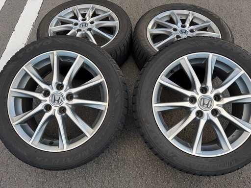 【お値下げしました⭕️】ホンダ ストリーム17インチ 冬用タイヤセット2022年製造