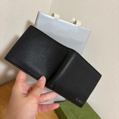 GUCCI 二つ折りウォレット
の画像
