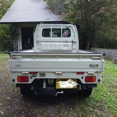 スズキ キャリー 軽トラック 2019年 82,000km 車検 2027年9月まで車検2年あり 4WD 5速マニュアル の画像