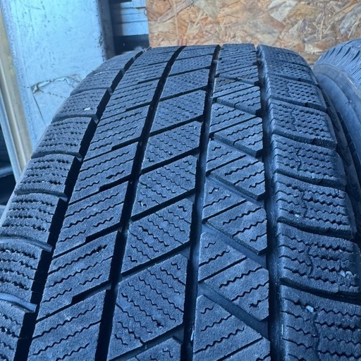 バリ山　BRIDGESTONE ブリヂストン　ブリジストン　VRX3 185/60R15 スタッドレス　タイヤ　2021年製　15インチ
