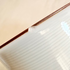 【ネット決済・配送】 【訳あり】　たち吉　ビンテージ　白磁千段　お茶吞茶碗　湯呑み　5個セット　橘吉　Tachikichi 箱入り　未使用　カケあり　湯飲み　湯のみ　ユノミ　Yunomi タチキチの画像