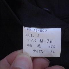 スラックスパンツ　黒色　春夏用　サイズ　ウェスト　７６㎝の画像