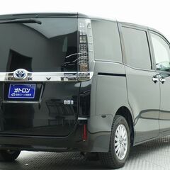 🌟今がチャンス❗❗頭金0円キャンペーン❗❗🌟トヨタ ヴォクシー　ハイブリッド 　Ｖの画像