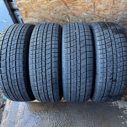 バリ山　NANKANG AW-1 205/60R16 スタッドレス　タイヤ　2021年製　16インチ