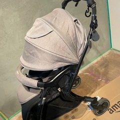 Pigeonピジョン　ランフィリノン　アカチャンホンポ　グレージュ　ベビーカーの画像