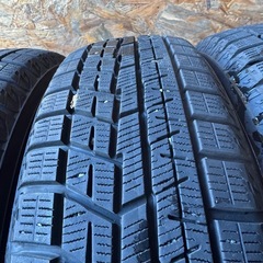 バリ山　YOKOHAMA ヨコハマ　IG60 175/65R14 スタッドレス　タイヤ　2023年製　14インチの画像
