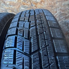 バリ山　YOKOHAMA ヨコハマ　IG60 175/65R14 スタッドレス　タイヤ　2023年製　14インチの画像