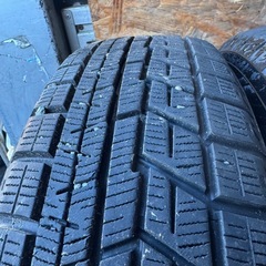 バリ山　YOKOHAMA ヨコハマ　IG60 175/65R14 スタッドレス　タイヤ　2023年製　14インチの画像