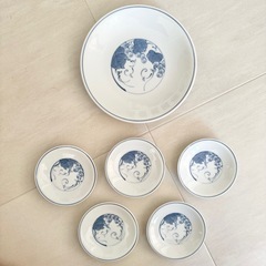 【ネット決済・配送】  たち吉　ビンテージ　山葡萄　ぶどう柄　大皿1枚　小皿5枚　セット　橘吉　創作陶器　Tachikichi 未使用　美品　箱入り　プレート　パスタ皿　タチキチの画像