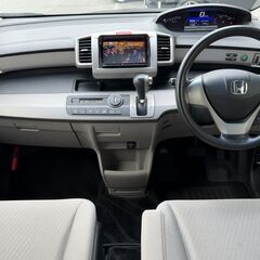 ☆ホンダ　フリード☆車検R9年11月までの画像