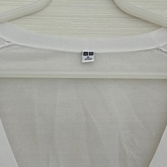 【美品】春夏用/UNIQLO薄手カーディガンの画像