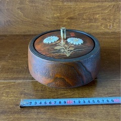 お菓子入れの画像
