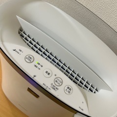 SHARP シャープ 空気清浄機 FU-J50-W 2019年製の画像