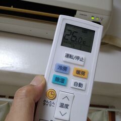 コロナ　エアコン　2.2kw 6〜8畳用　無料ですの画像