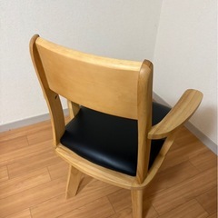 ダイニングテーブルセット 4人掛け　回転チェア 肘付 ダイニングセット　幅135cm 高さ70の画像