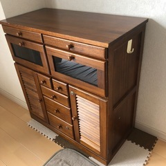 小物収納棚の画像