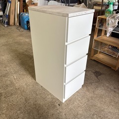 4段収納の画像