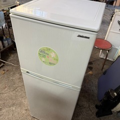 アビテラックス｜Abitelax  冷蔵庫 ホワイトストライプ AR-143E-W [138L /2ドア /右開きタイプ] [冷凍室 47L]のレビュー 23 冷蔵庫 ホワイトストライプ AR-143E-W [138L /2ドア /右開きタイプ] [冷凍室 47L]の画像
