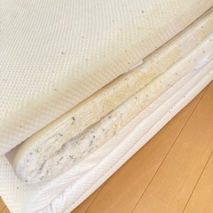 ニトリ　低反発マットレス　トッパー　シングルサイズ　2つの画像