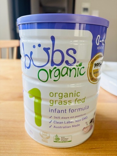 Bubs（バブズ）　粉ミルク　新品未開封　800g✖️2缶