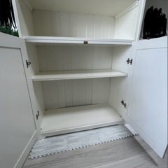 🉐激レア商品✨IKEA イケア🉐書籍 飾り棚本棚食器棚 LIATORPの画像